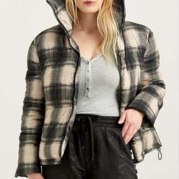 Boundless North Perfect Plaid Puffer Jacket Black Tan S NWT - Picture 15 of 15